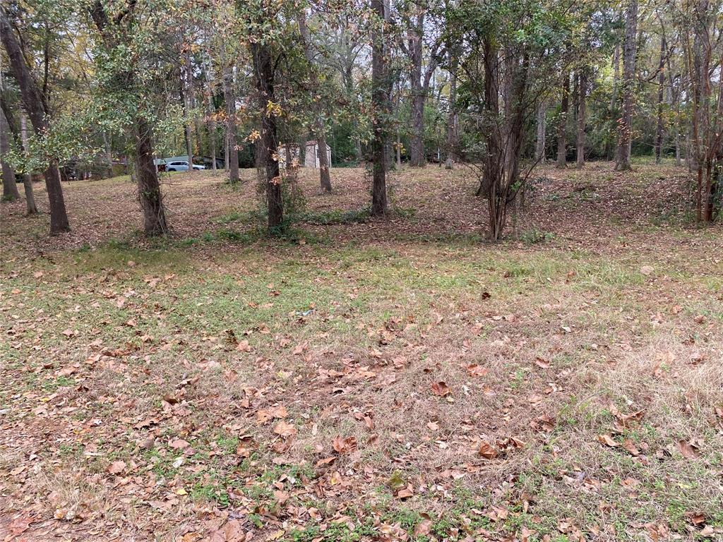 101 Lakeside Drive Property Photo