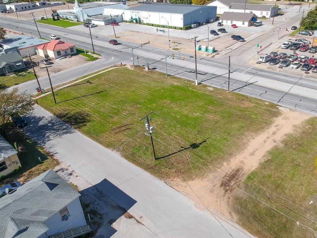 4400 28th Street Property Photo 4
