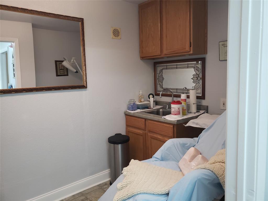 5617 Watauga Road Property Photo 9