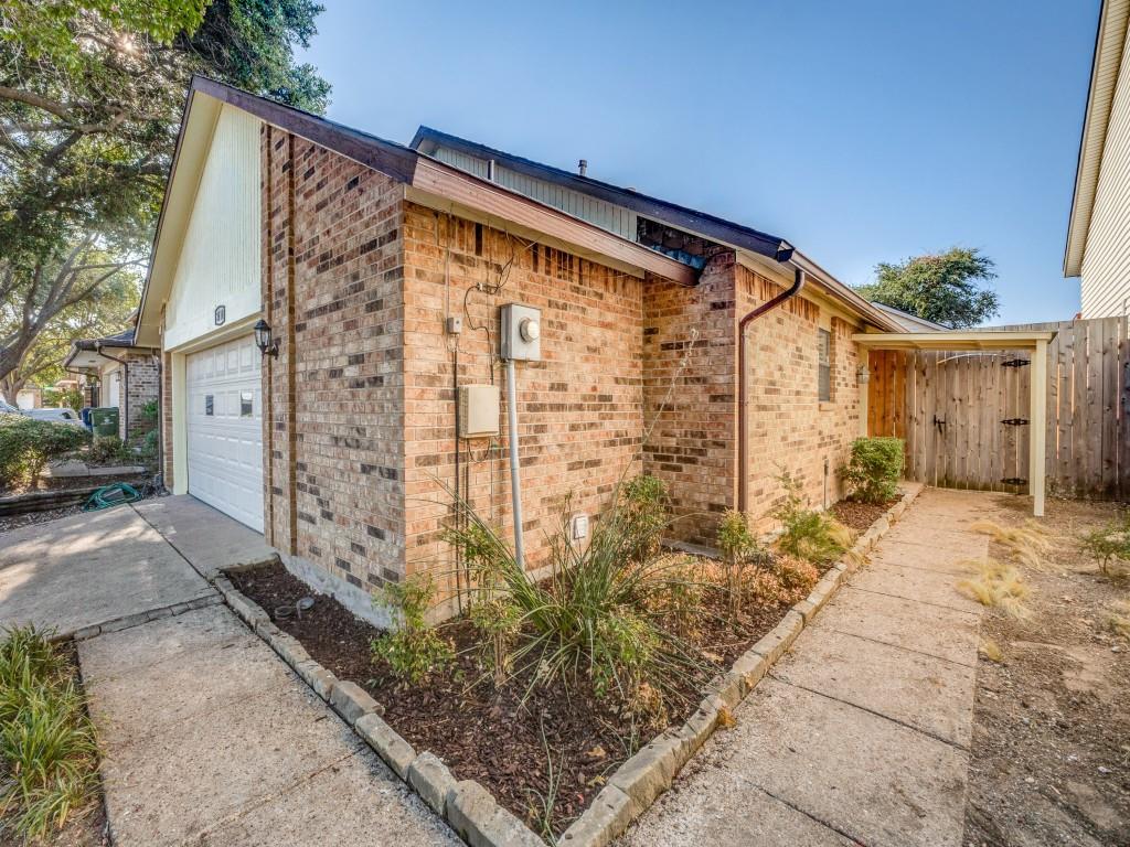 2414 Libra Drive Property Photo 1