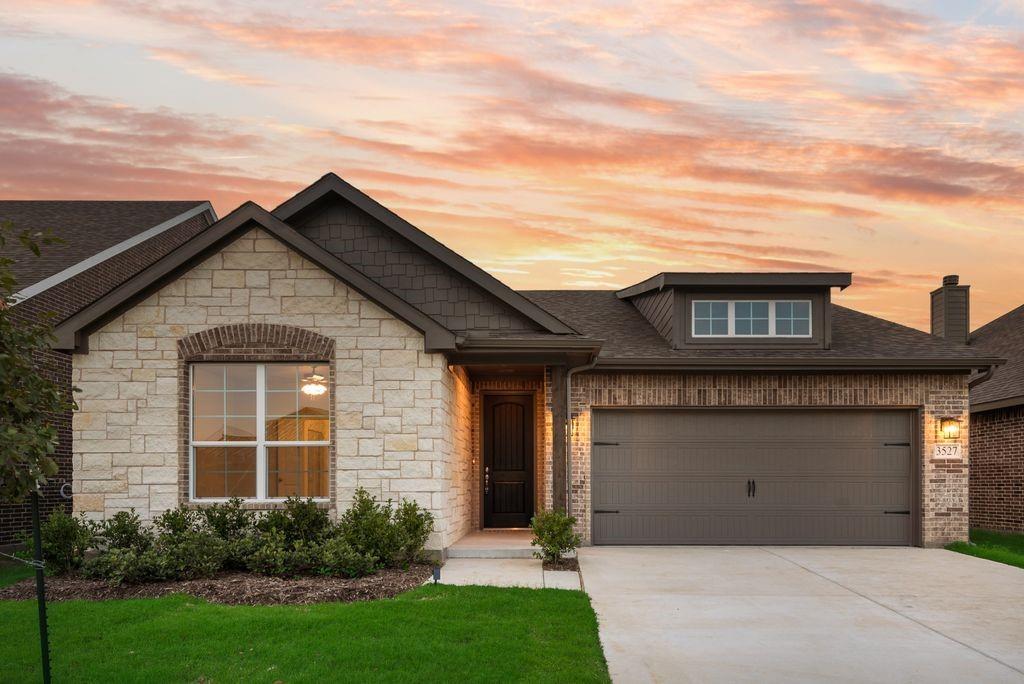 3527 Columbus Street Property Photo 1