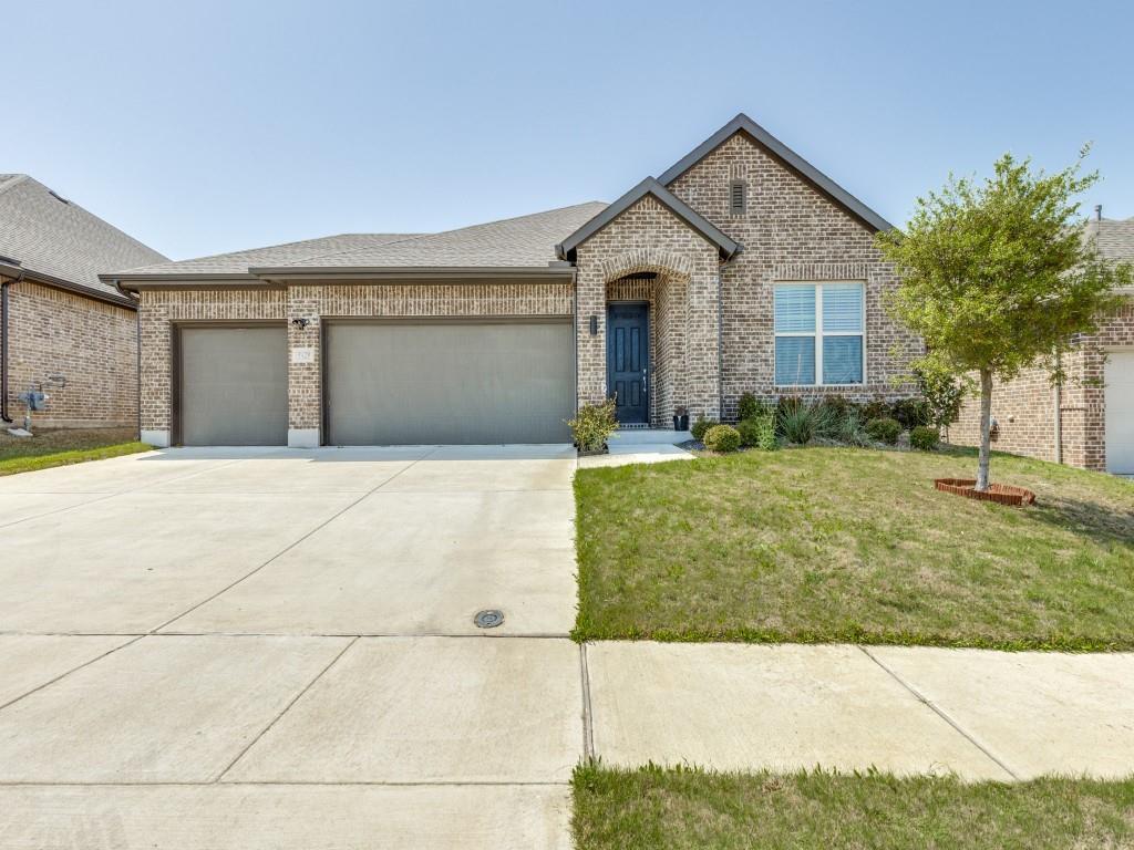 5429 Lake Front Drive Property Photo