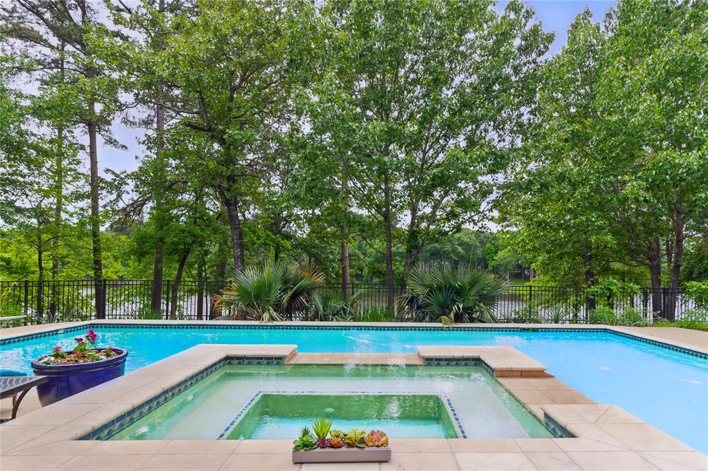 1940 Stonegate Circle Property Photo