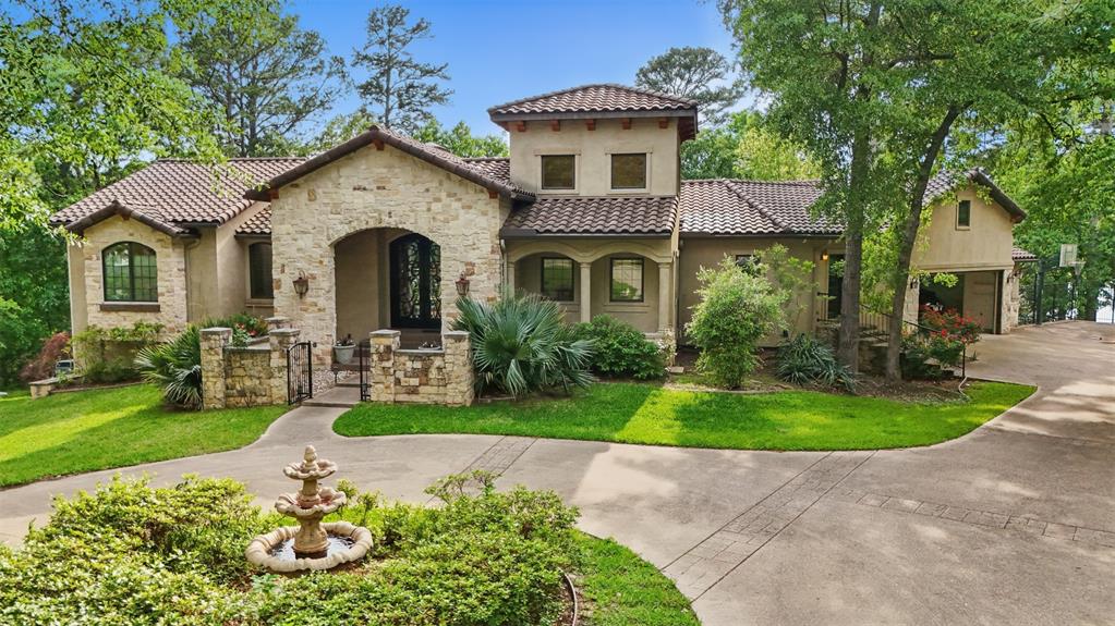 1940 Stonegate Circle Property Photo 1
