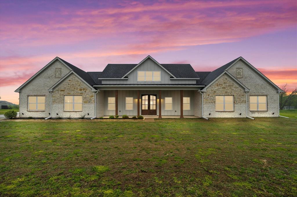 4844 Hall Way Property Photo