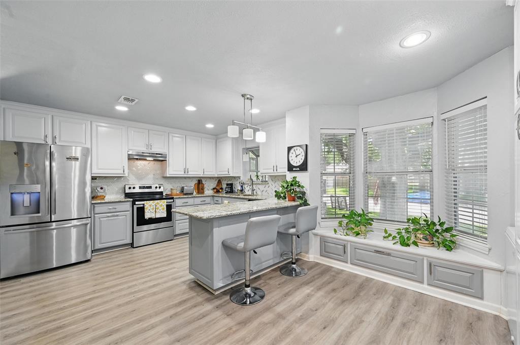 685 Cardinal Ridge Road Property Photo 1