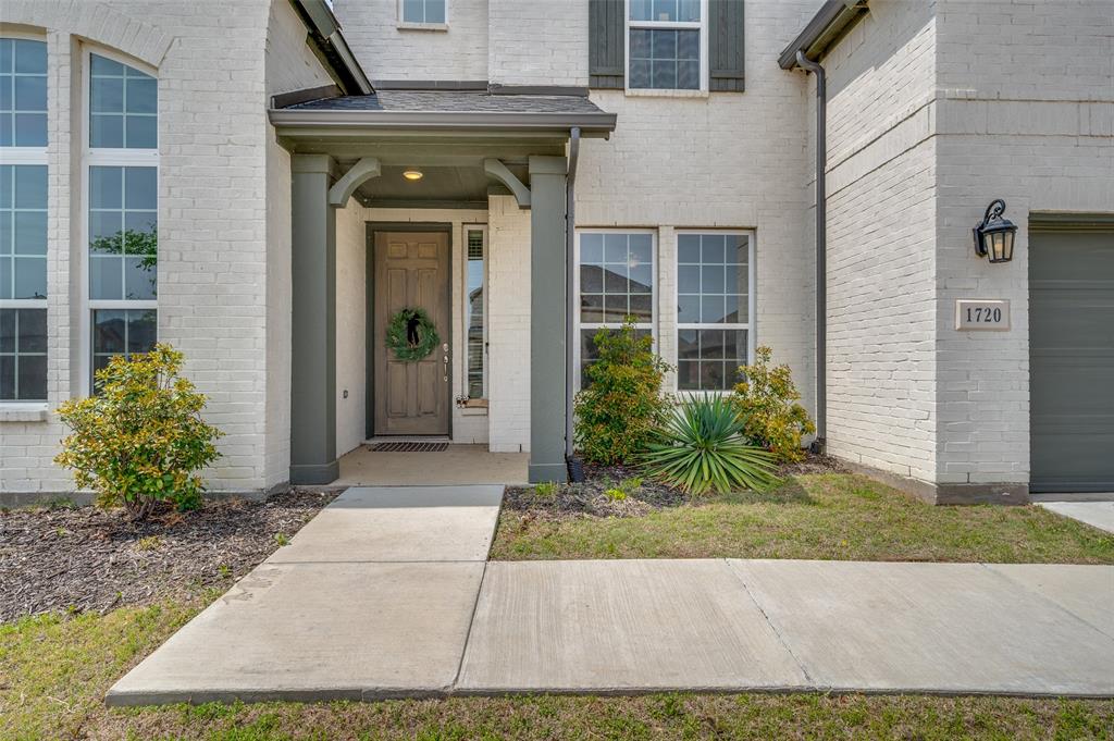 1720 Ordonez Drive Property Photo 3