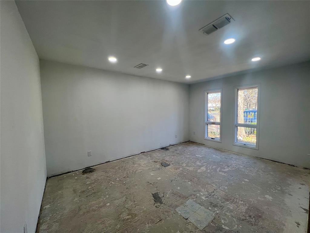 1317 East Property Photo 14