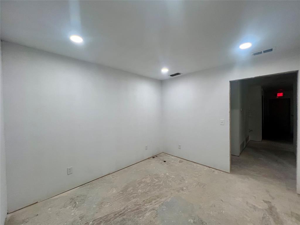 1317 East Property Photo 19