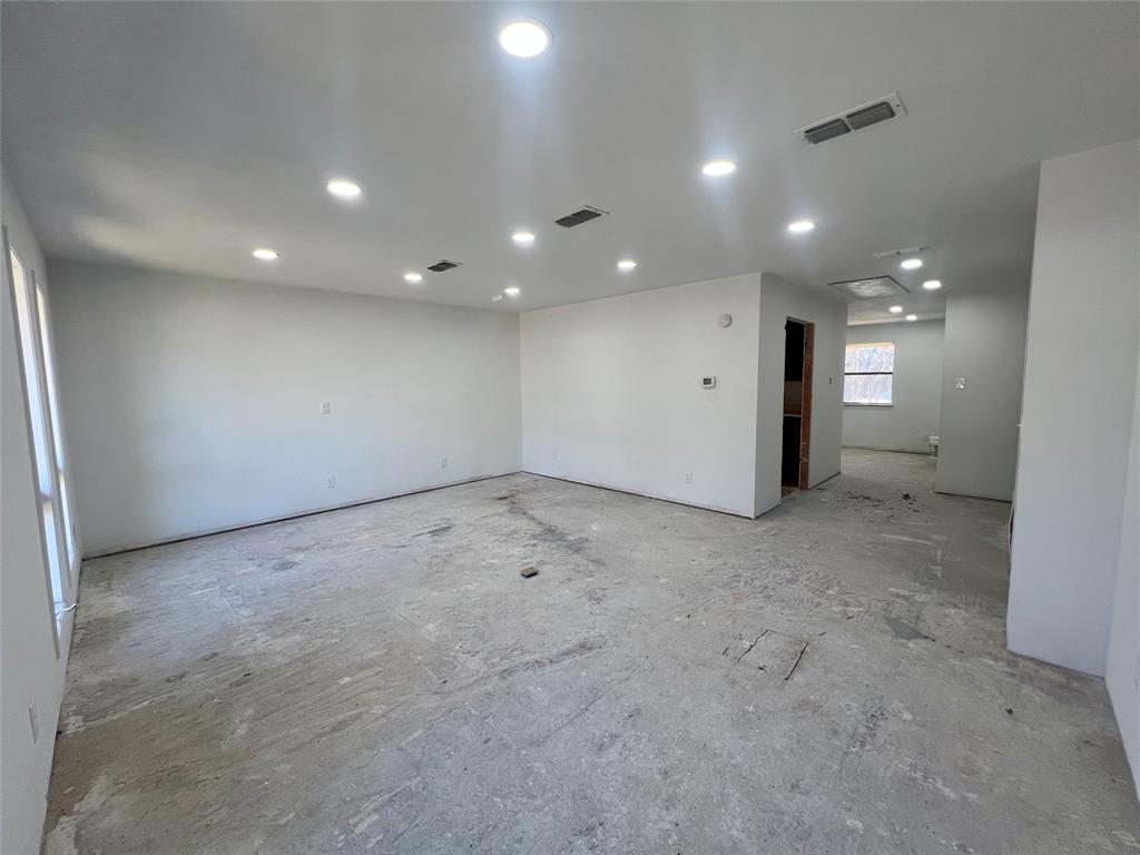 1317 East Property Photo 22