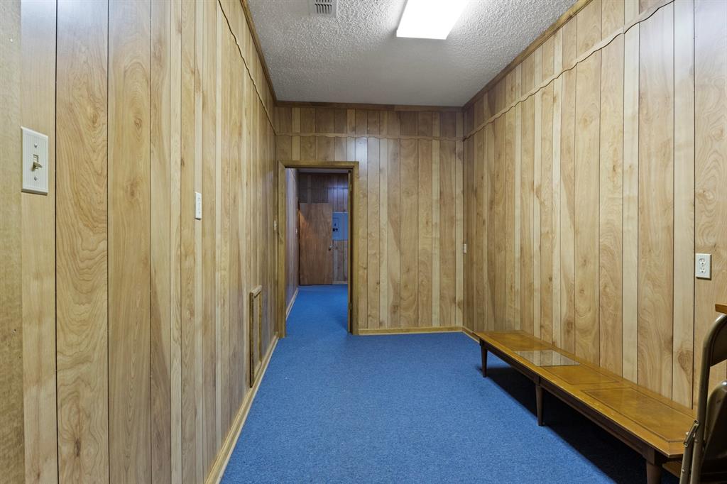 27967 Texas Highway 77 Property Photo 6