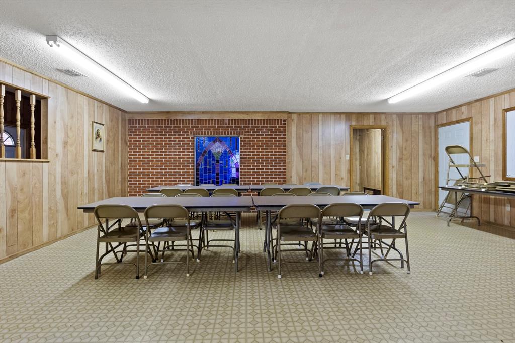 27967 Texas Highway 77 Property Photo 8