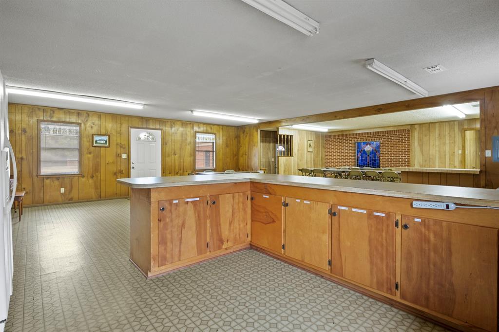 27967 Texas Highway 77 Property Photo 10