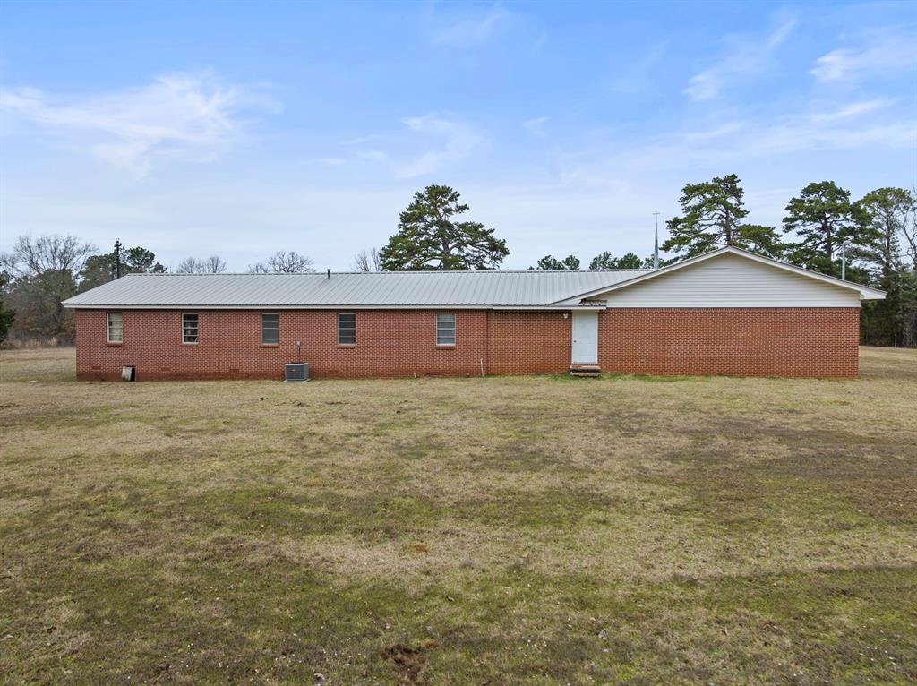 27967 Texas Highway 77 Property Photo 17