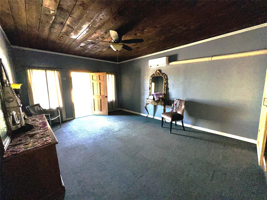 203 Market Street Property Photo 6