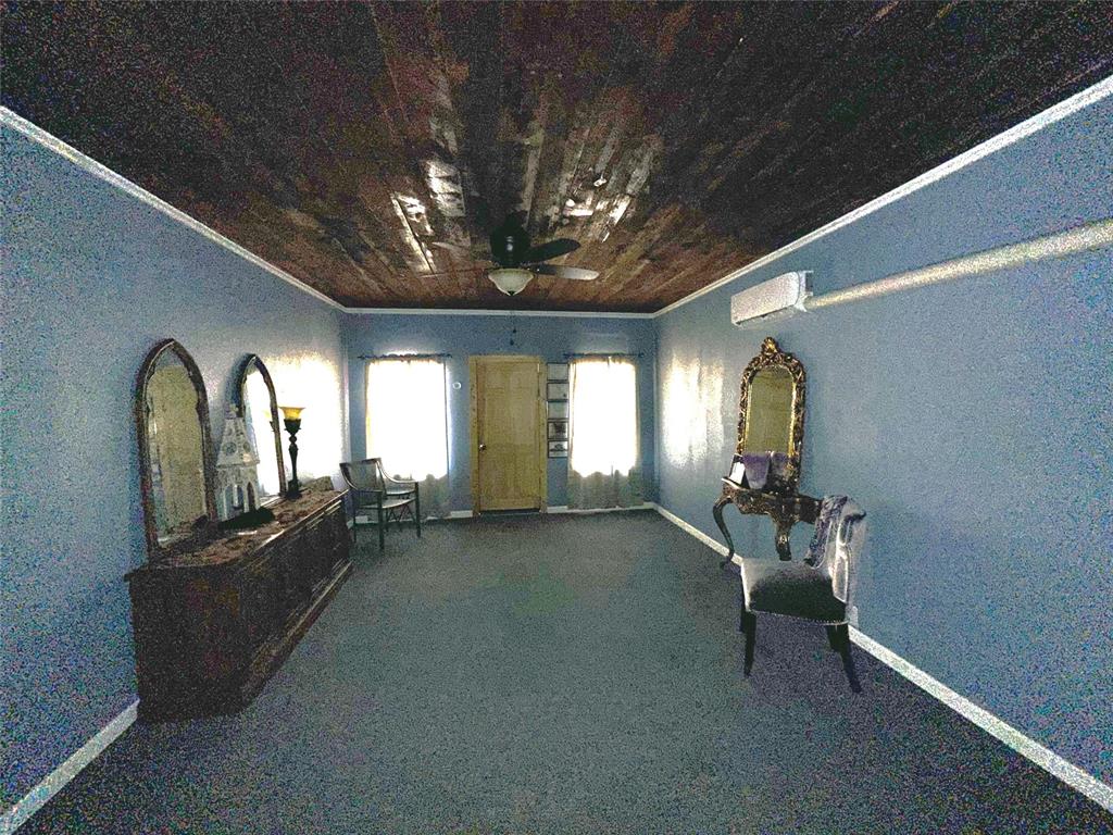203 Market Street Property Photo 7