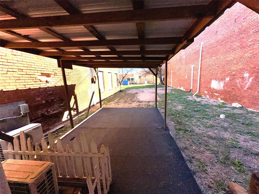 203 Market Street Property Photo 23