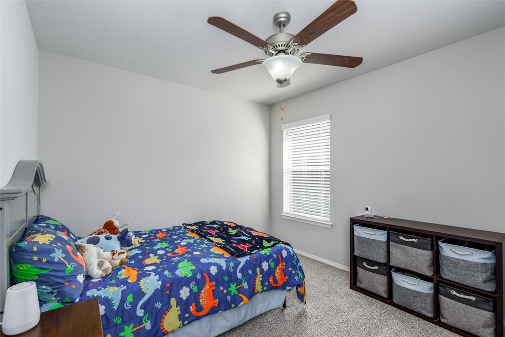 975 Crockett Drive Property Photo 25