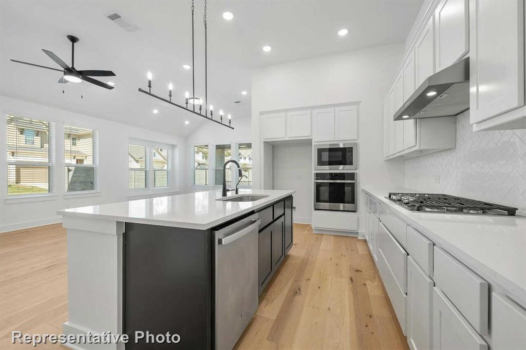 4162 Carter Court Property Photo 17