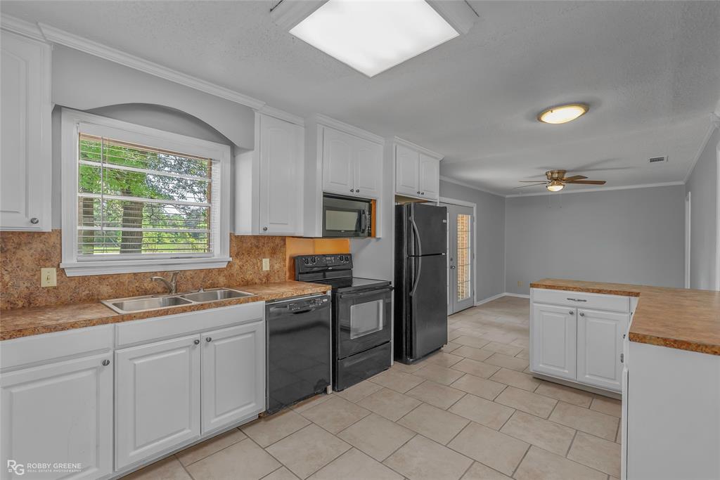 9325 Kildare Park Road Property Photo 7