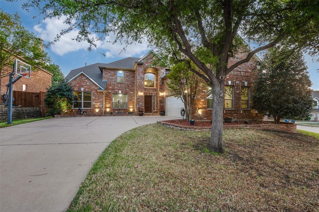 910 Forest Park Court Property Photo
