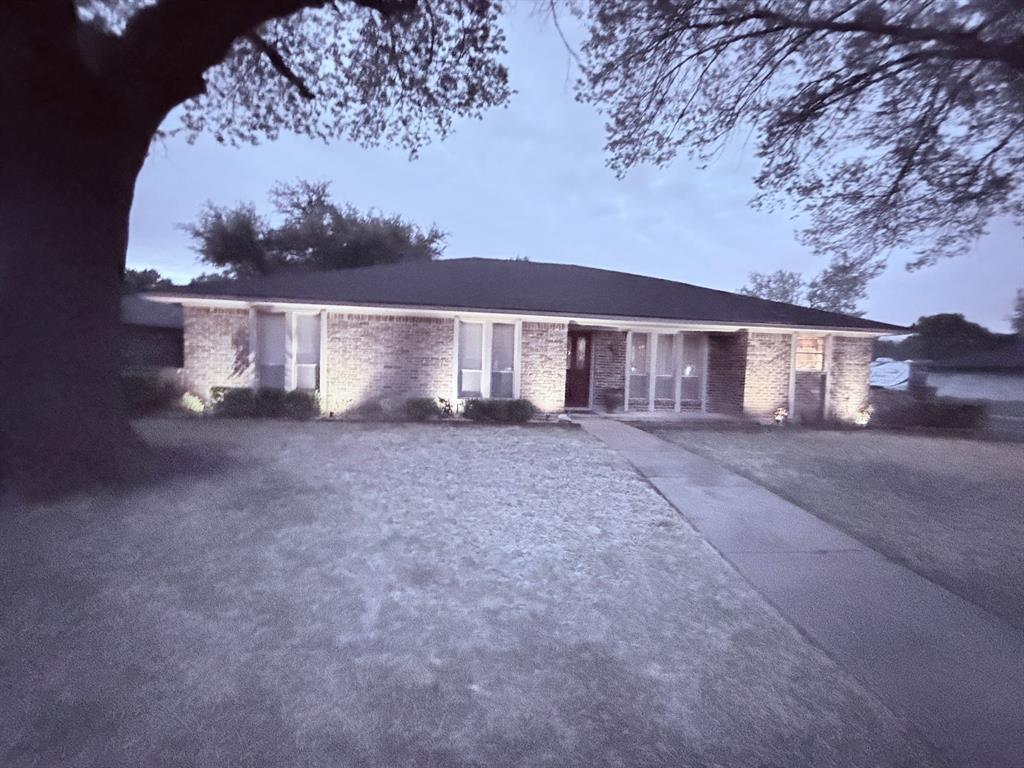 127 Roma Drive Property Photo