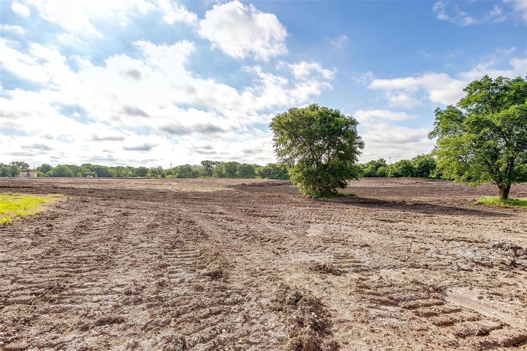 601 E Fm 1187 Property Photo 20