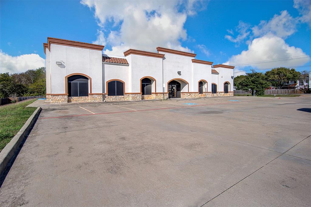 720 W Nathan Lowe Road Property Photo 3