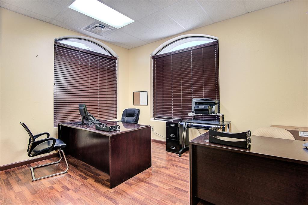720 W Nathan Lowe Road Property Photo 4