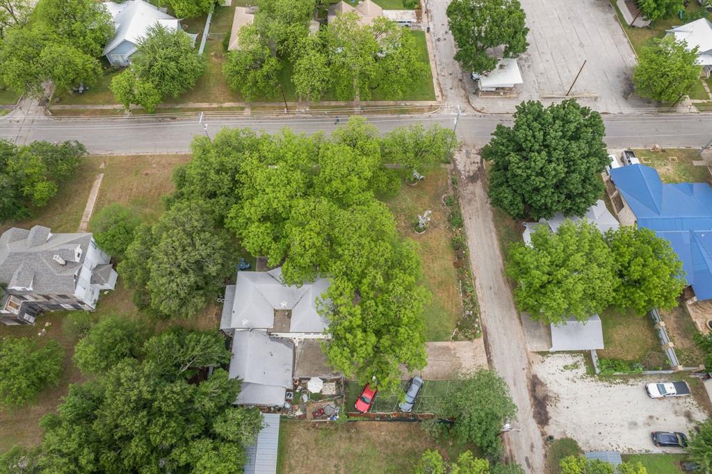 203 W Commerce Street Property Photo 36