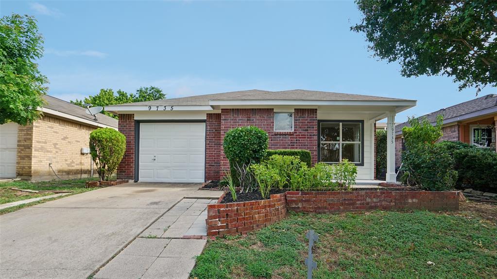 9735 Stonewood Drive Property Photo 1