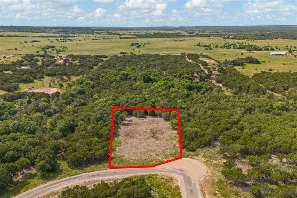 1069 Creek Crossing Road Property Photo 1