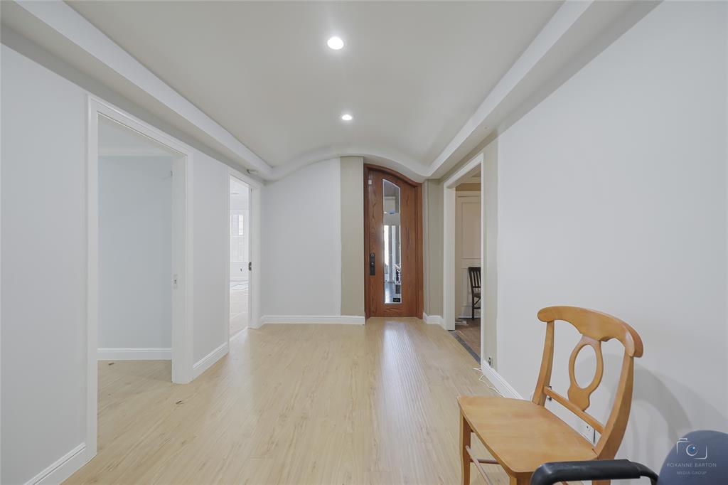 4310 Gaston Avenue Property Photo 3