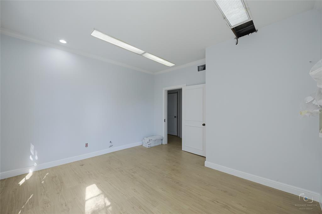 4310 Gaston Avenue Property Photo 8