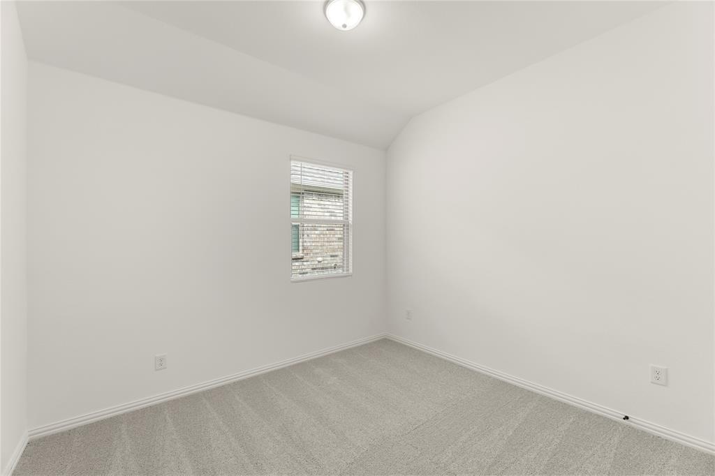 508 Waterhouse Lake Drive Property Photo 22