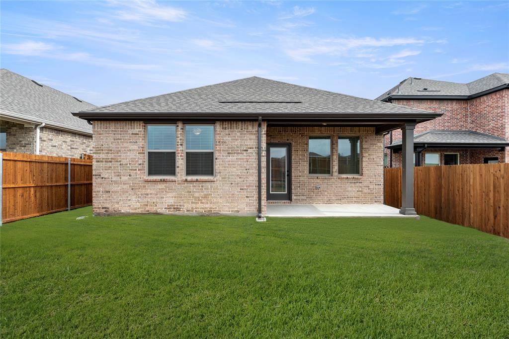 508 Waterhouse Lake Drive Property Photo 25