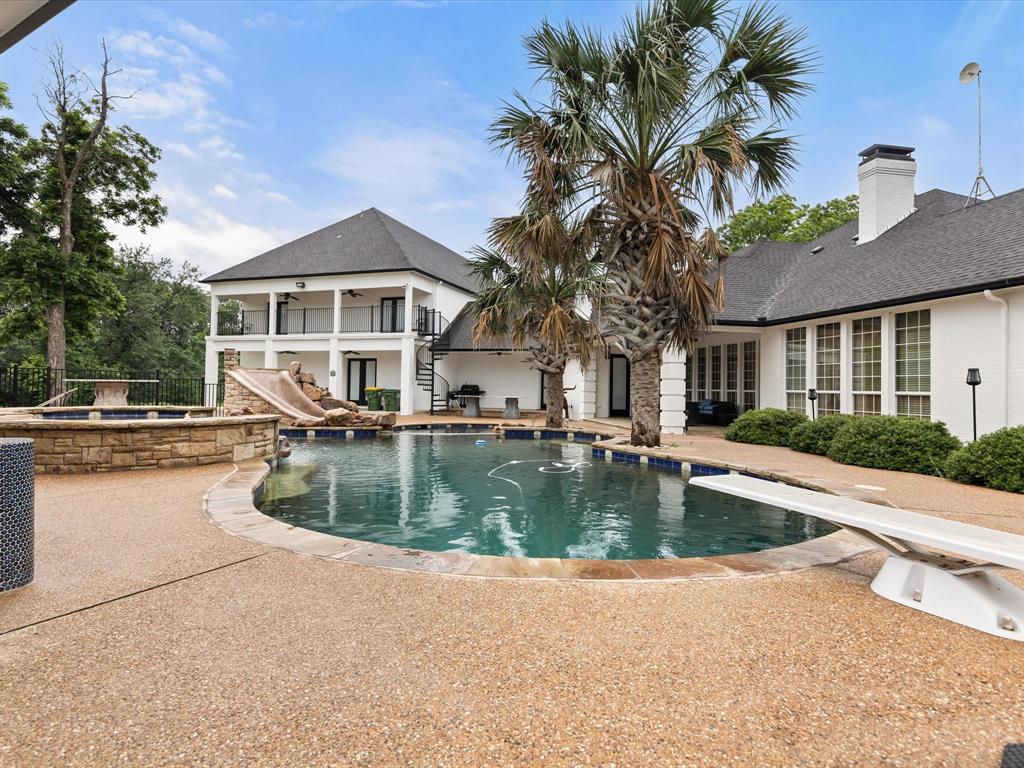 320 Dale Evans Drive