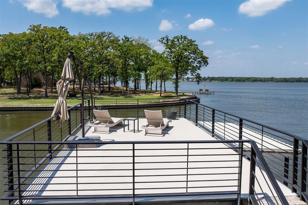 303 Northshore Property Photo
