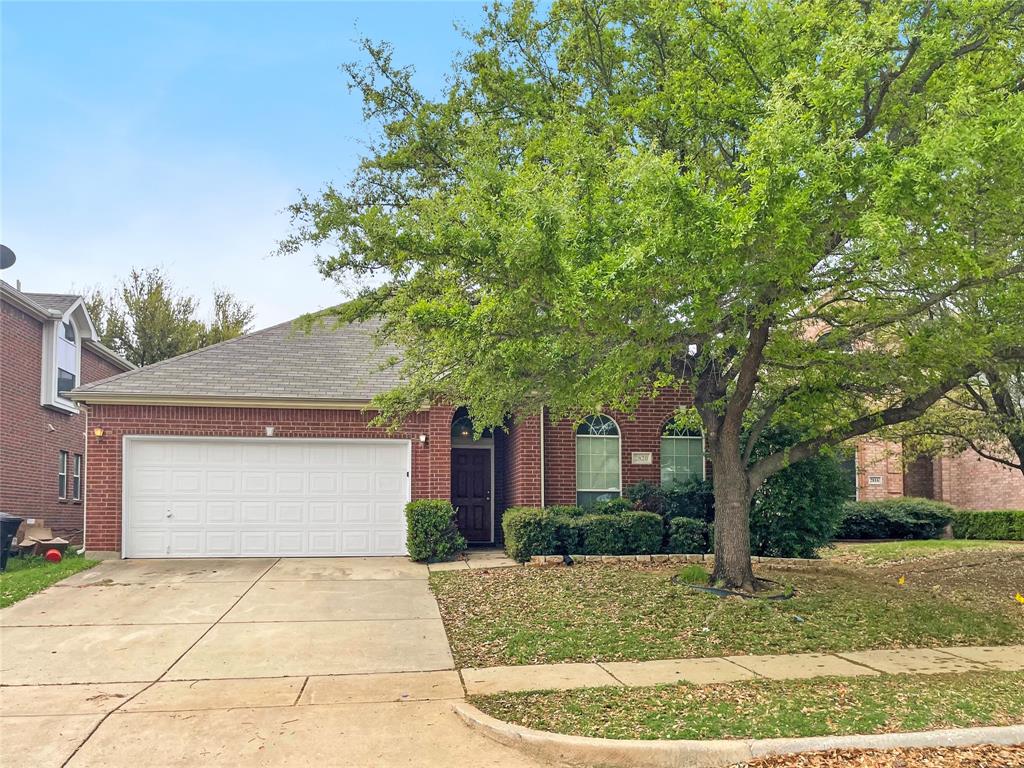 2820 Thorncreek Lane Property Photo
