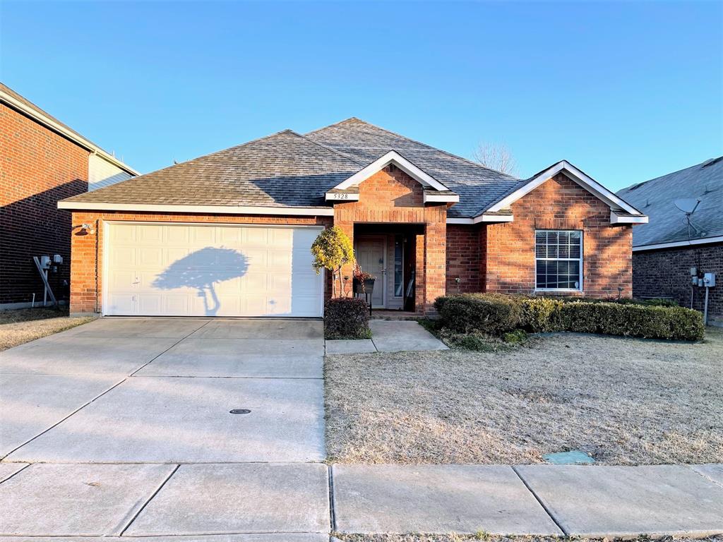 5328 Comanche Wells Drive Property Photo
