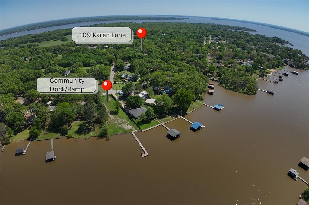109 Karen Lane Property Photo 1
