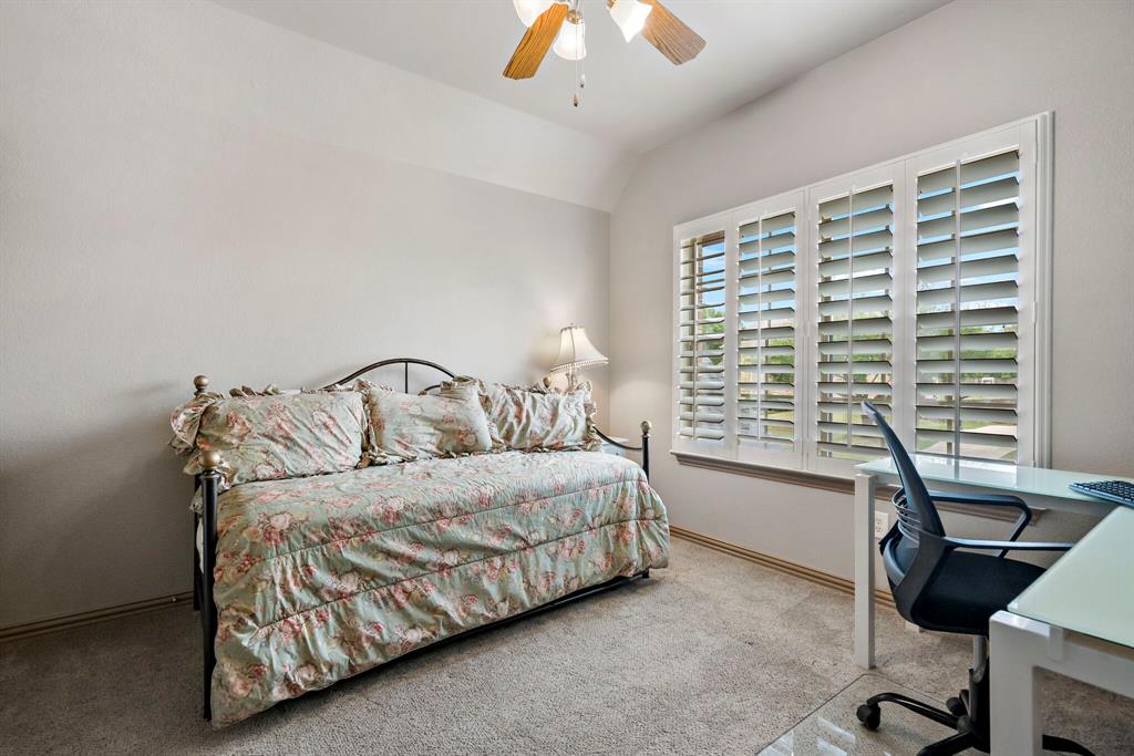900 Woodcliff Drive Property Photo 38
