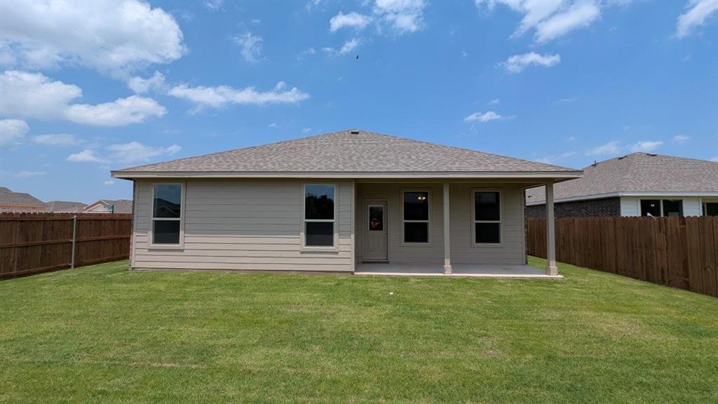 1000 Traction Trail Property Photo 15