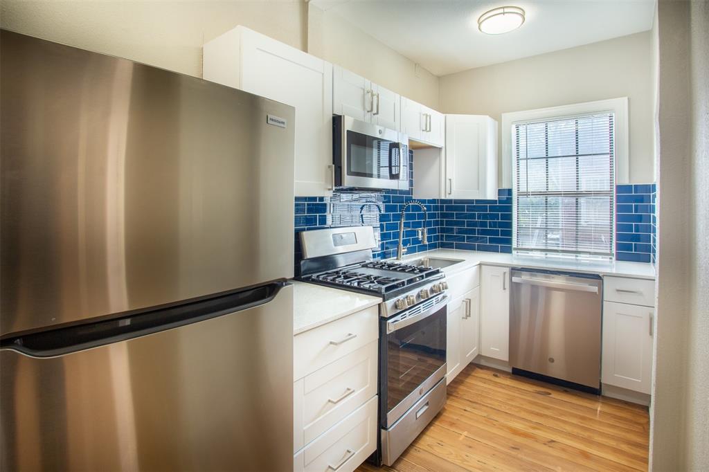 4400 Gaston Avenue Property Photo