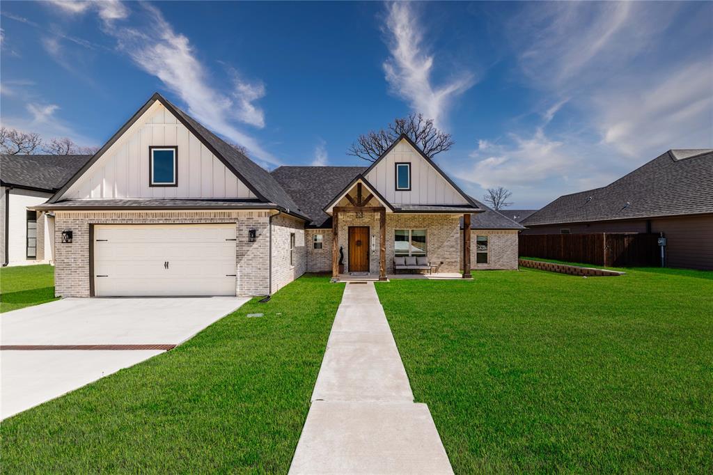 150 Bent Oak Drive Property Photo