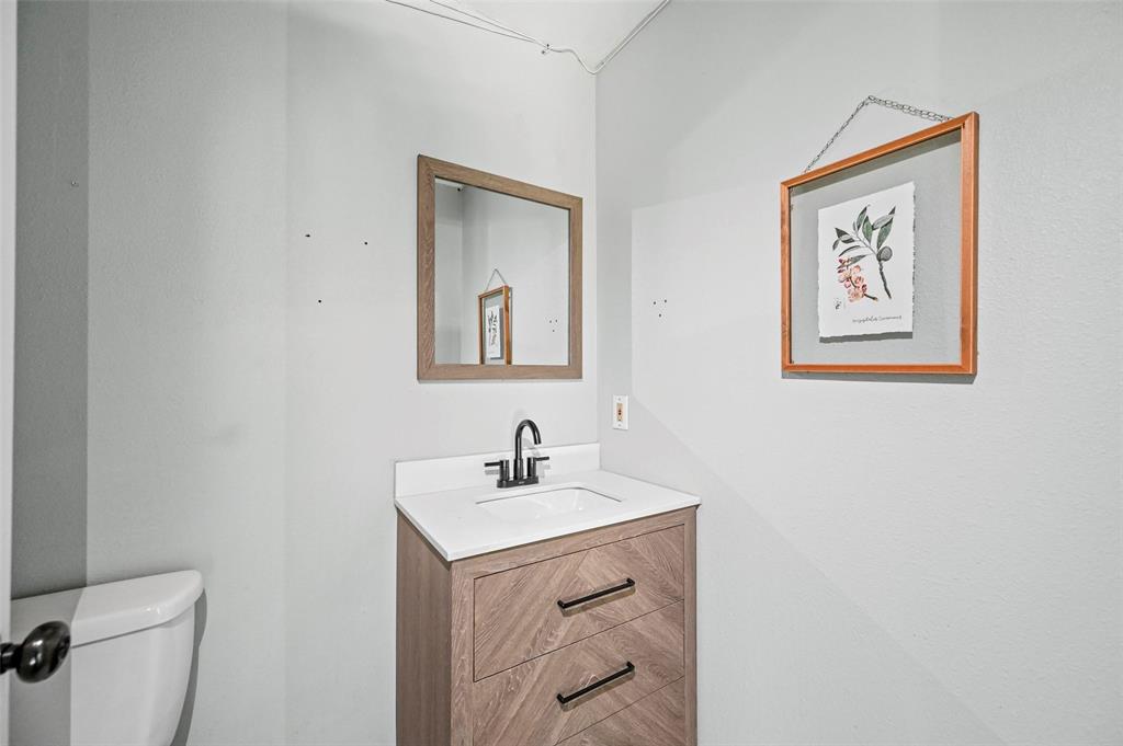 3502 County Road 920 Property Photo 22