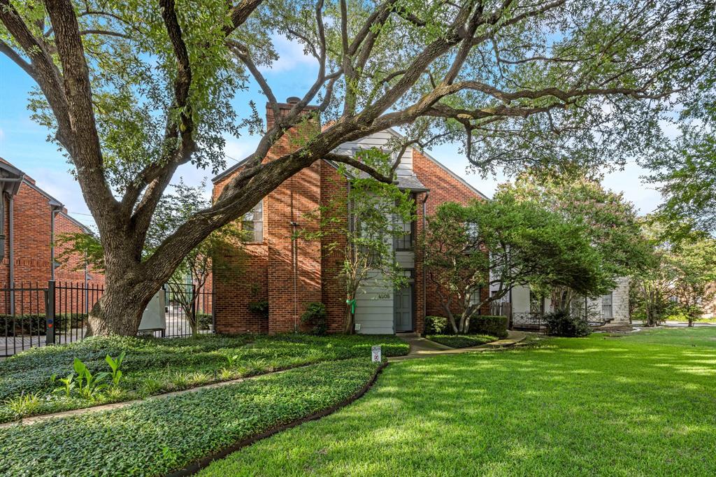 4508 University Boulevard D Property Photo 1