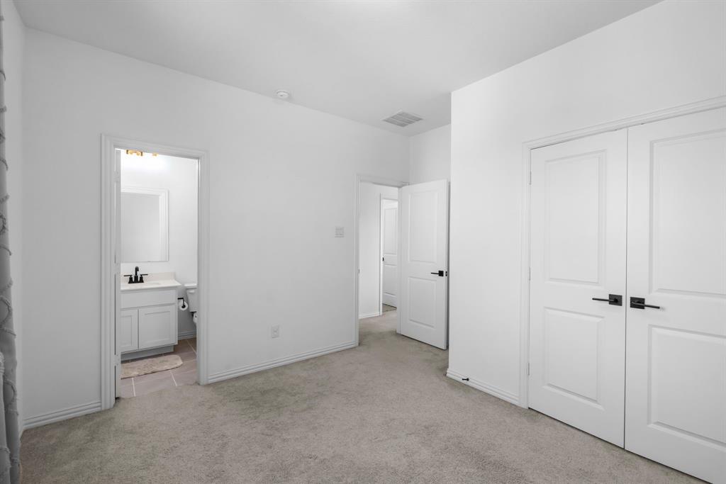 3100 Taunton Way Property Photo 24