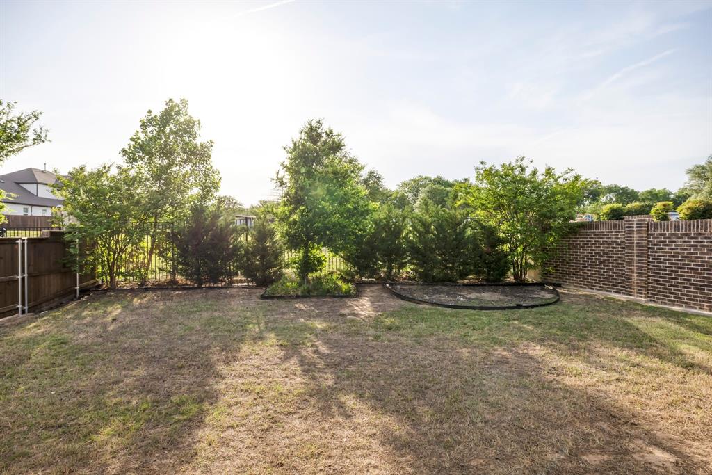 3100 Taunton Way Property Photo 29