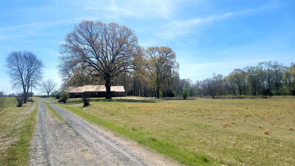 3411 County Road 3110 Property Photo 2